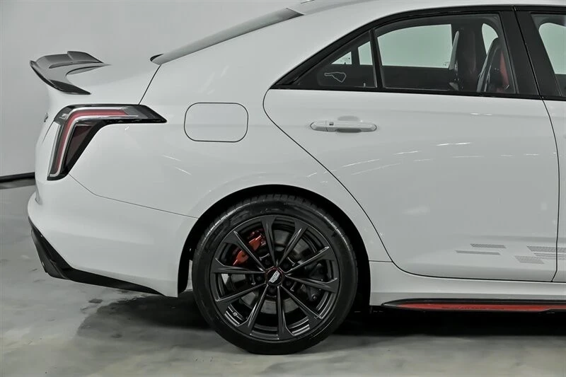 2023 Cadillac CT4-V Blackwing - Image 13 of 21