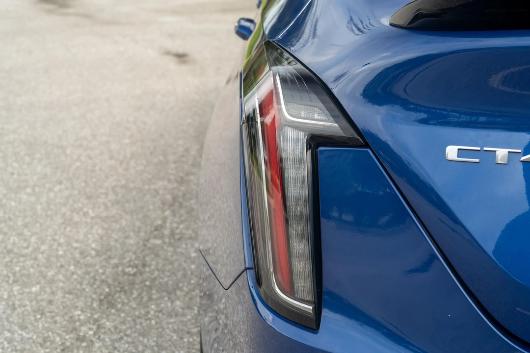 2023 Cadillac CT4-V Blackwing - Image 17 of 31