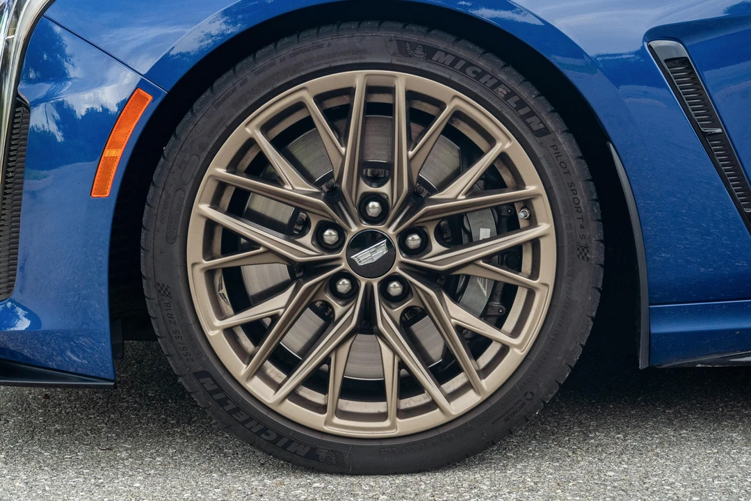 2023 Cadillac CT4-V Blackwing - Image 28 of 31