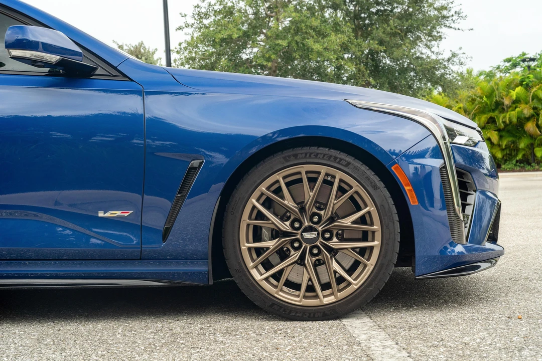 2023 Cadillac CT4-V Blackwing - Image 26 of 31