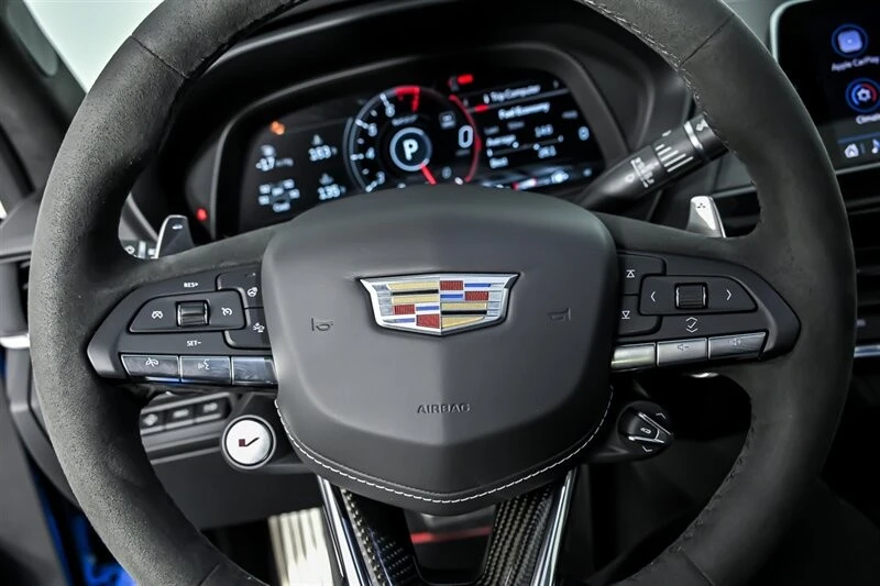 2023 Cadillac CT4-V Blackwing - Image 27 of 31