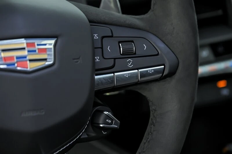 2023 Cadillac CT4-V Blackwing - Image 24 of 31