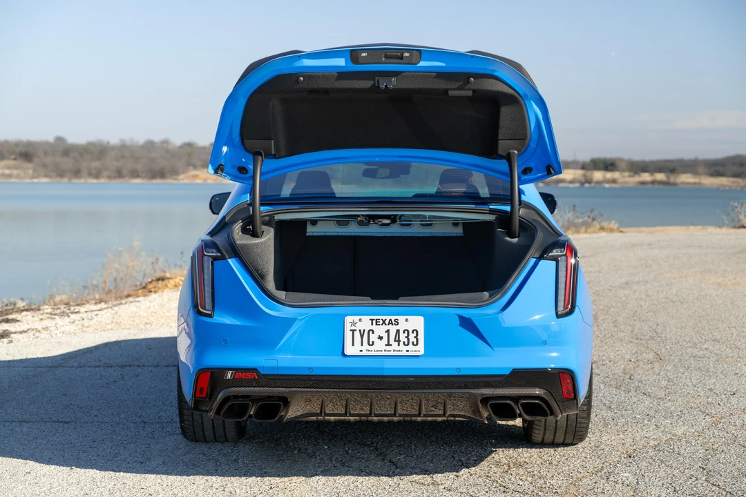 2023 Cadillac CT4-V Blackwing - Image 10 of 31