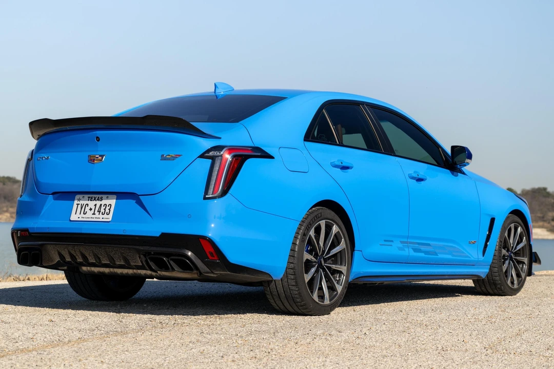 2023 Cadillac CT4-V Blackwing - Image 4 of 31
