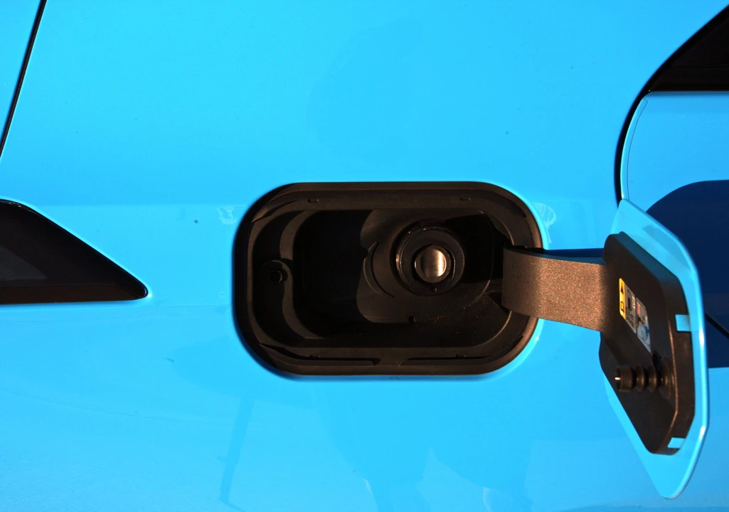 2023 Cadillac CT4-V Blackwing - Image 26 of 31