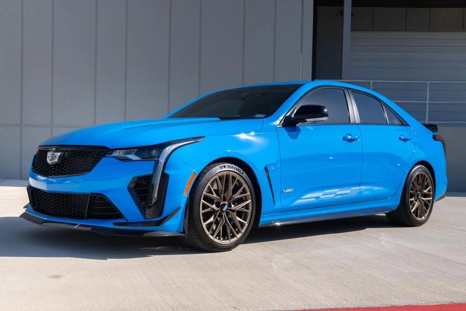 2023 Cadillac CT4-V Blackwing - Image 4 of 9