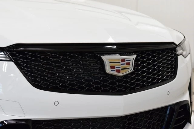 2023 Cadillac CT4-V - Image 11 of 12