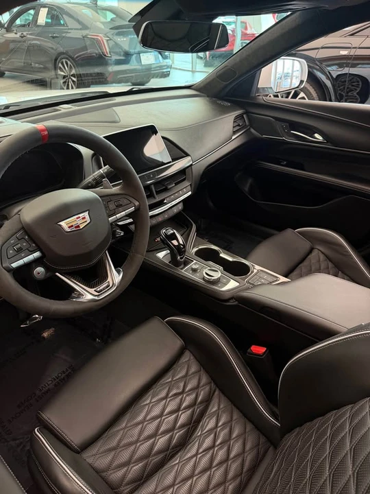 2023 Cadillac CT4-V Blackwing - Image 6 of 8