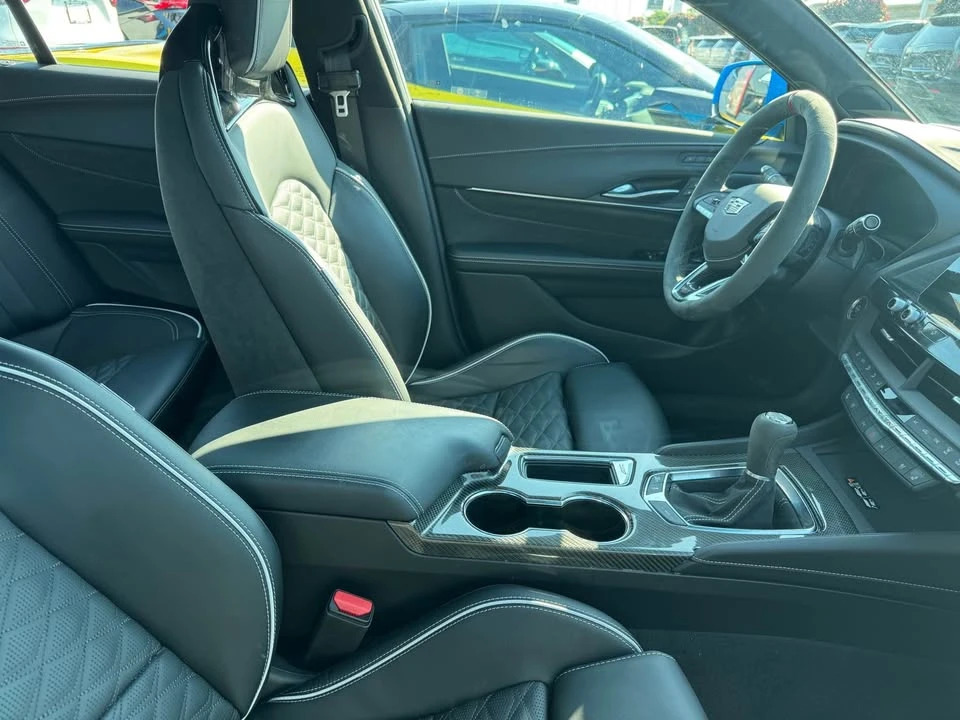 2023 Cadillac CT4-V Blackwing - Image 8 of 10