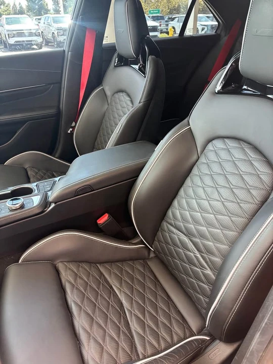 2023 Cadillac CT4-V Blackwing - Image 10 of 18