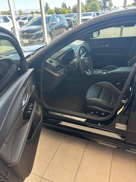 2023 Cadillac CT4-V Blackwing - Image 9 of 18