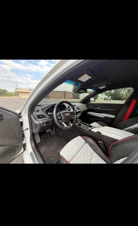 2023 Cadillac CT4-V Blackwing - Image 5 of 10