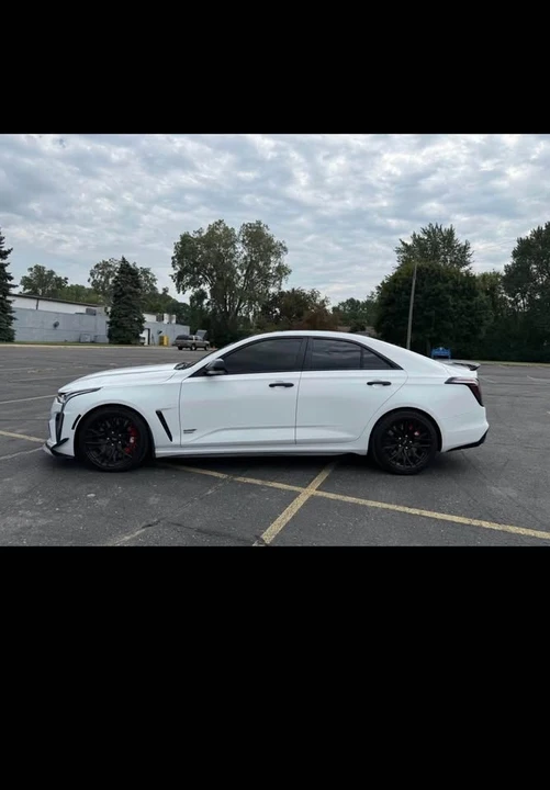 2023 Cadillac CT4-V Blackwing - Image 2 of 10