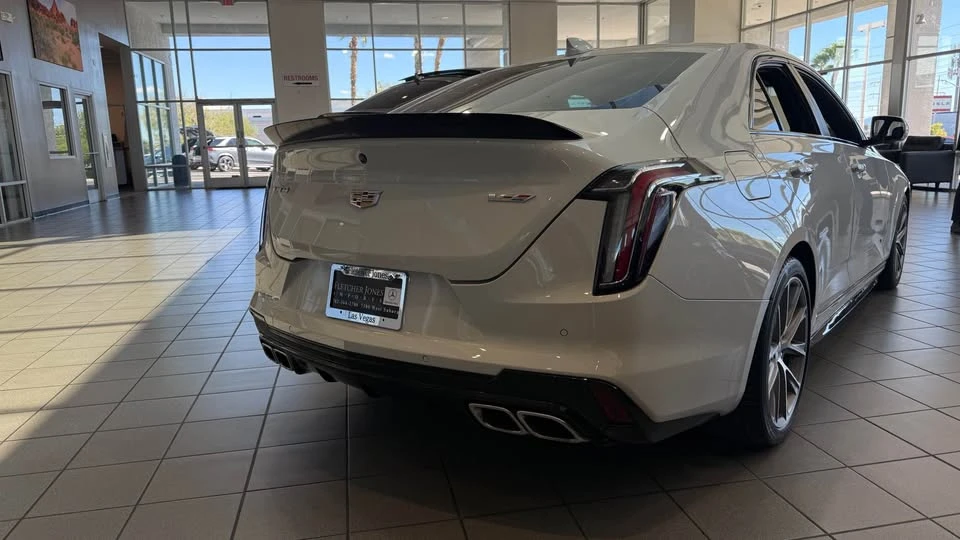 2023 Cadillac CT4-V - Image 7 of 7