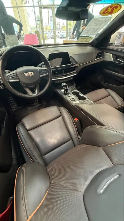 2023 Cadillac CT4-V - Image 4 of 7