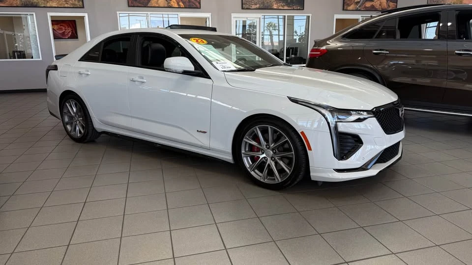 2023 Cadillac CT4-V - Image 3 of 7
