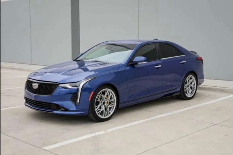2023 Cadillac CT4-V - Image 10 of 13