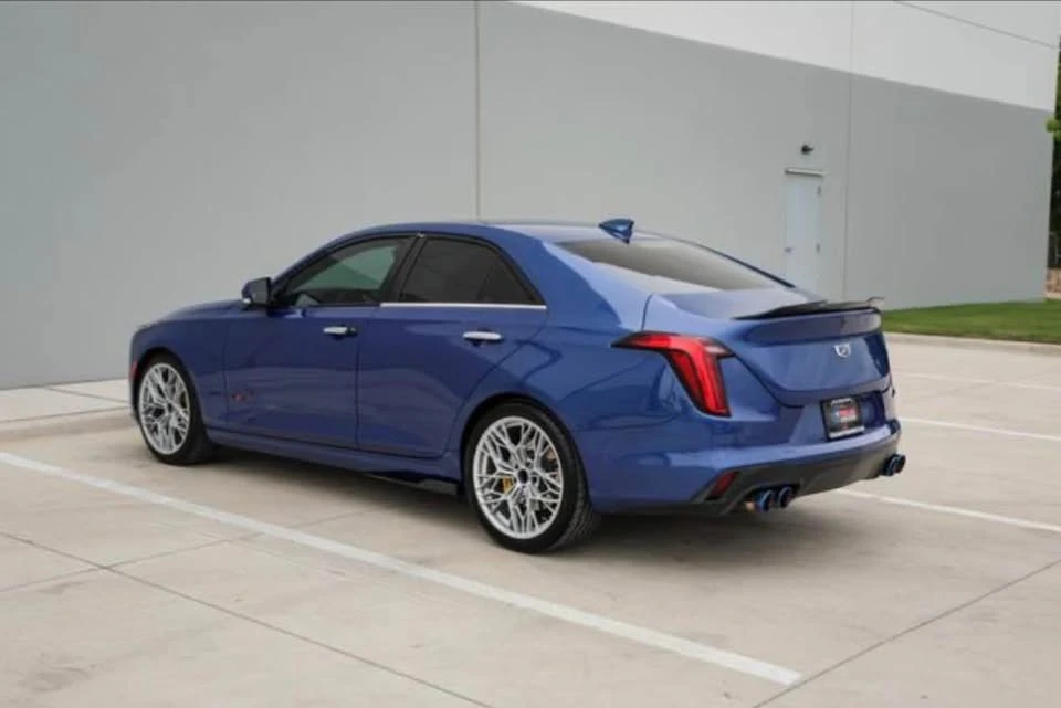 2023 Cadillac CT4-V - Image 11 of 13
