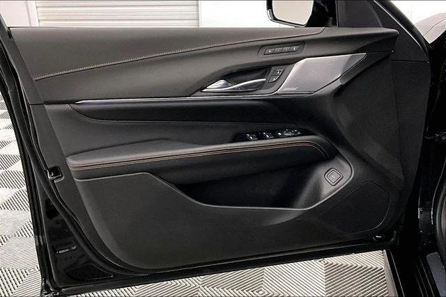 2023 Cadillac CT4-V - Image 18 of 19