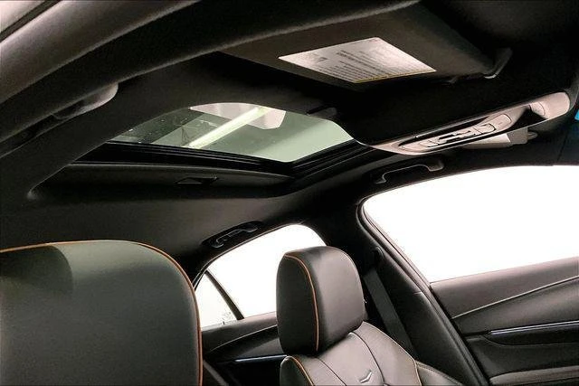 2023 Cadillac CT4-V - Image 17 of 19