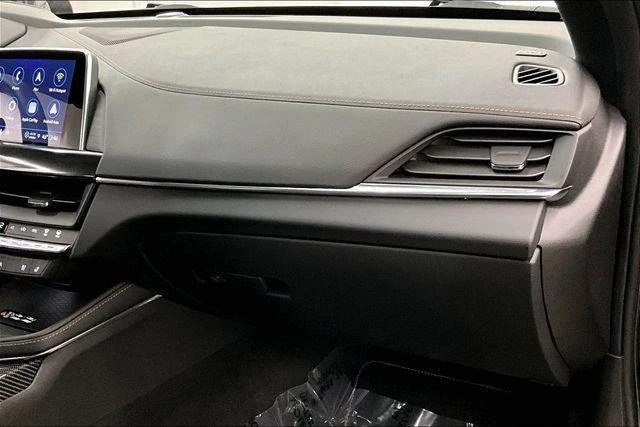 2023 Cadillac CT4-V - Image 16 of 19