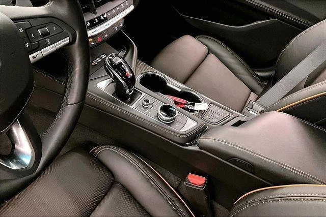 2023 Cadillac CT4-V - Image 14 of 19