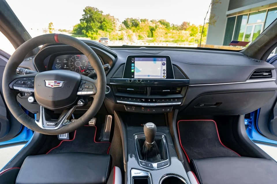 2023 Cadillac CT4-V Blackwing - Image 2 of 9