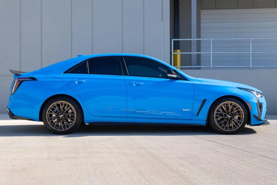 2023 Cadillac CT4-V Blackwing - Image 8 of 9