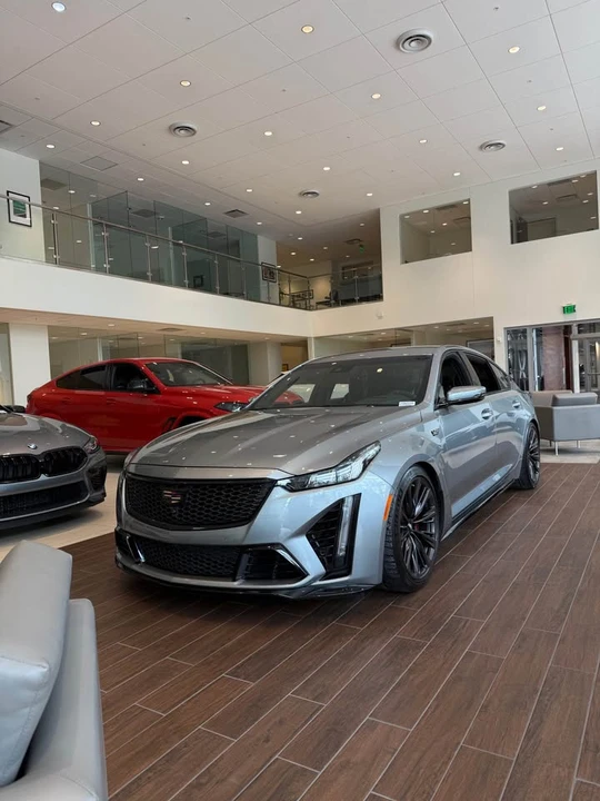 2023 Cadillac - Image 4 of 13