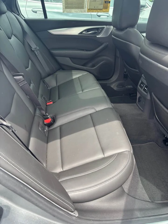 2023 Cadillac CT5 - Image 4 of 6
