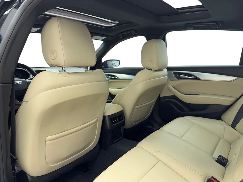 2023 Cadillac CT5 - Image 14 of 21