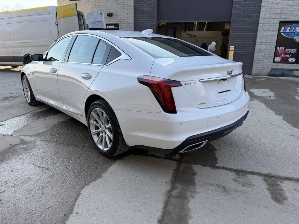 2023 Cadillac CT5 - Image 10 of 21