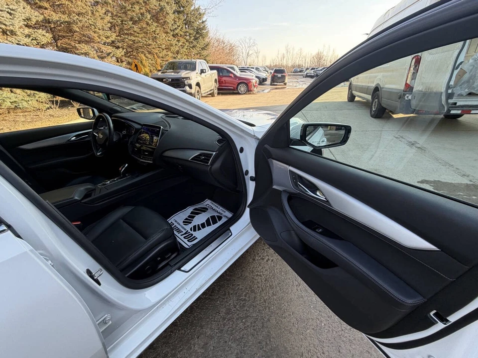 2023 Cadillac CT5 - Image 19 of 21