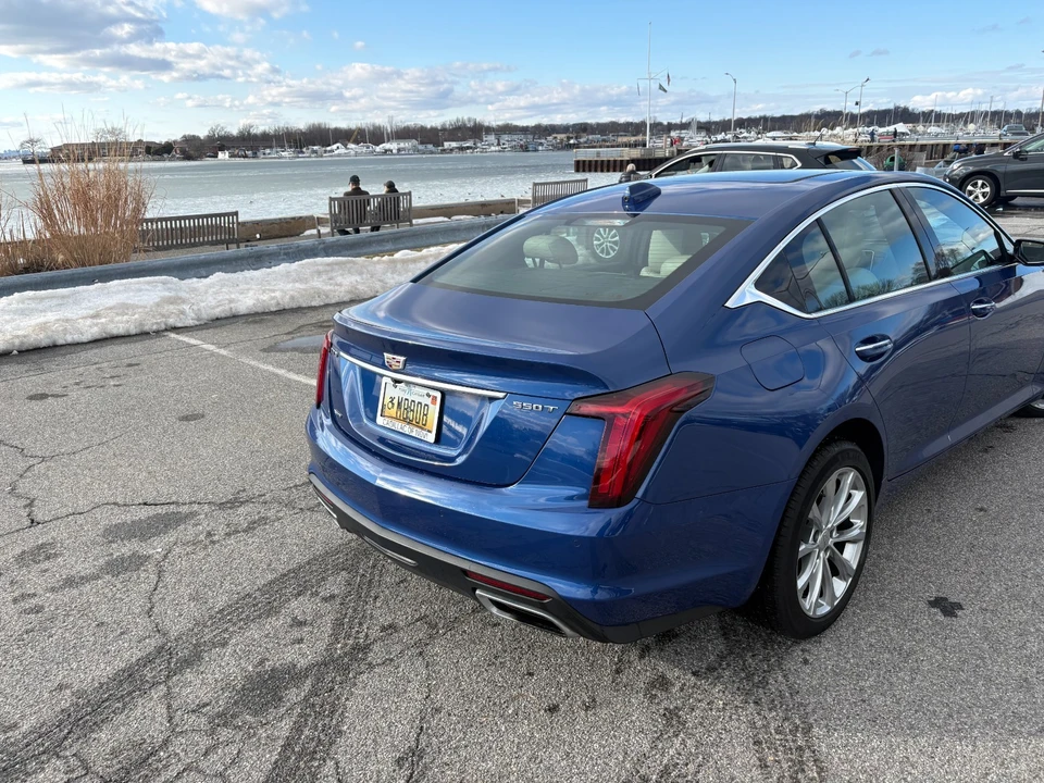 2023 Cadillac CT5 - Image 5 of 21