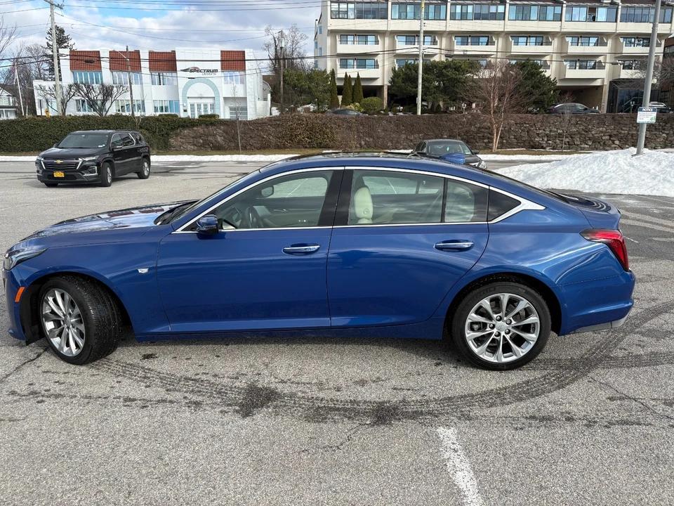 2023 Cadillac CT5 - Image 4 of 21