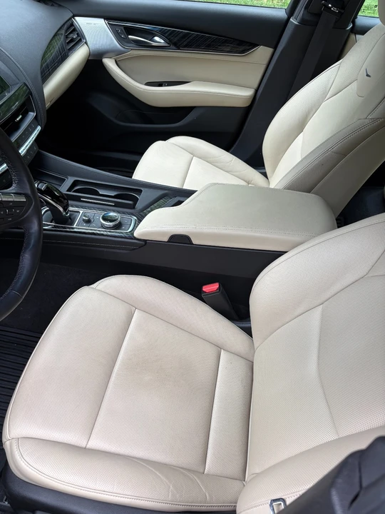 2023 Cadillac CT5 - Image 15 of 21
