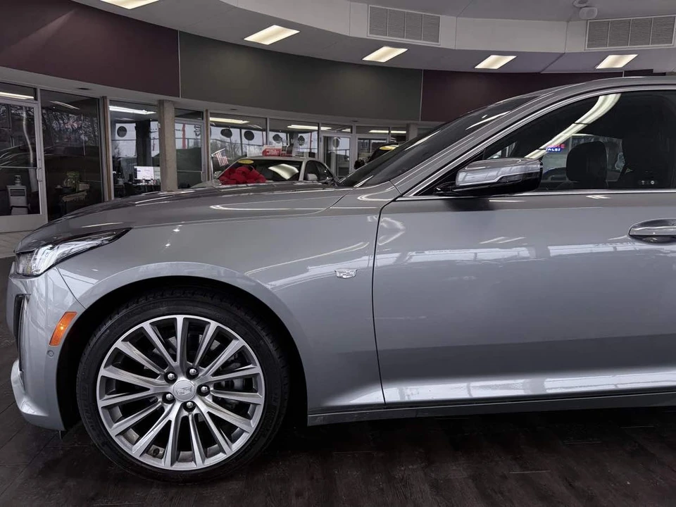 2023 Cadillac CT5 - Image 18 of 21