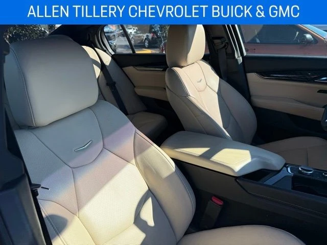2023 Cadillac CT5 - Image 9 of 12