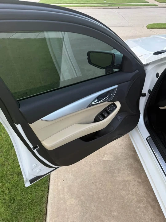 2023 Cadillac CT5 - Image 8 of 10
