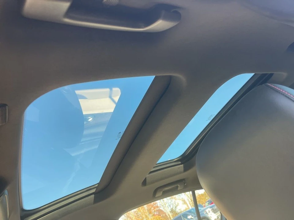 2023 Cadillac CT5 - Image 12 of 21