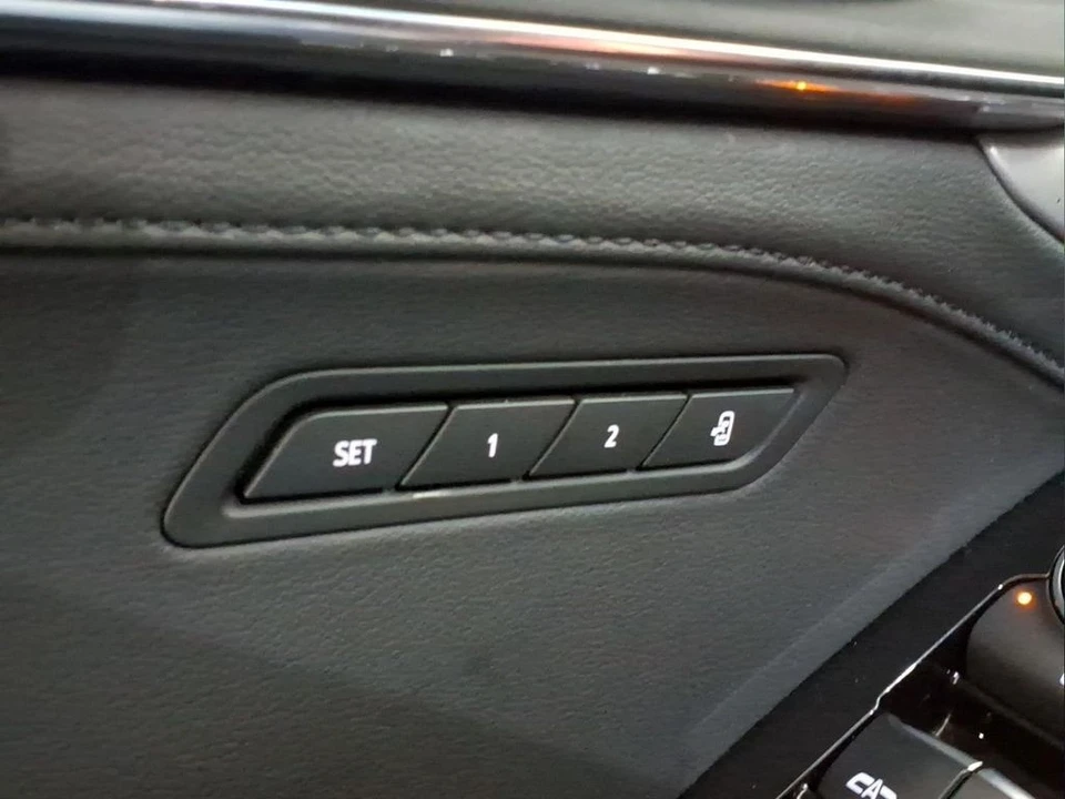 2023 Cadillac CT5 - Image 17 of 30