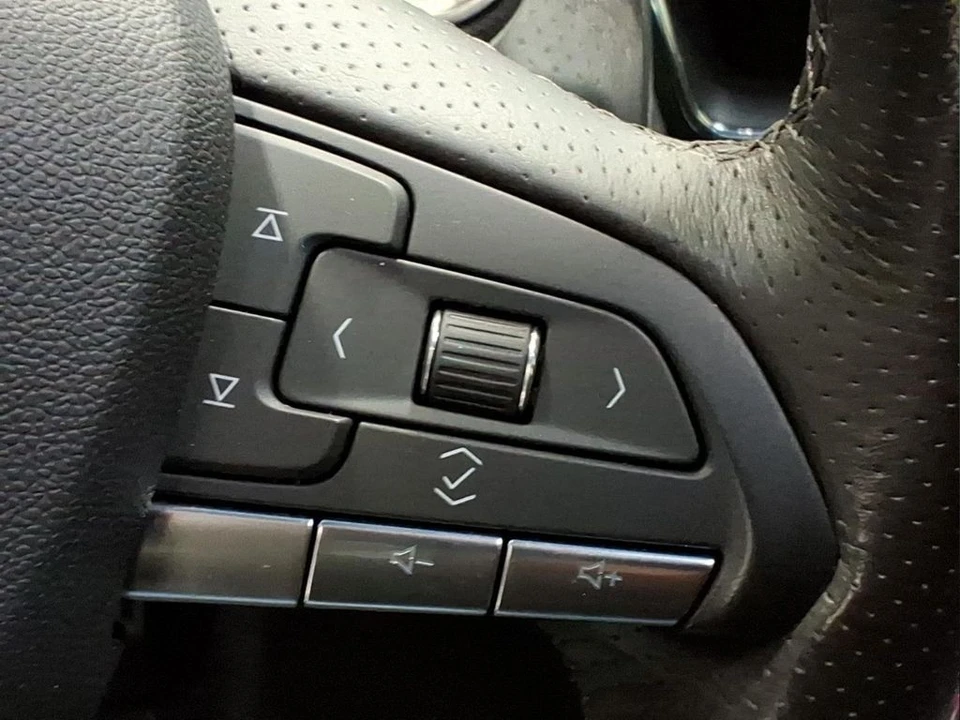 2023 Cadillac CT5 - Image 23 of 30