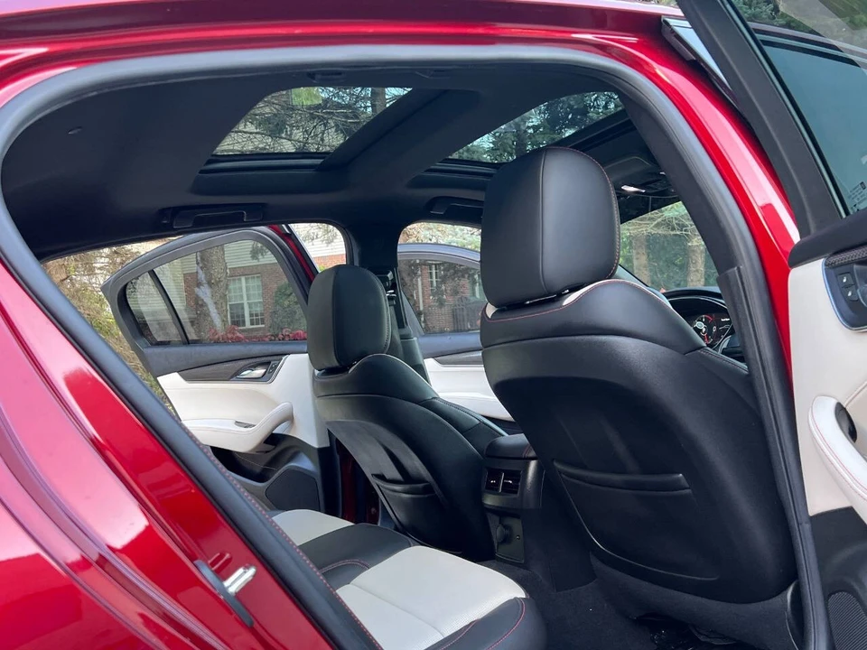 2023 Cadillac CT5 - Image 18 of 21