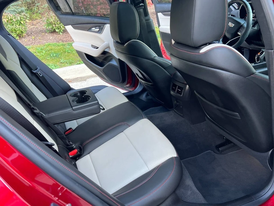 2023 Cadillac CT5 - Image 19 of 21