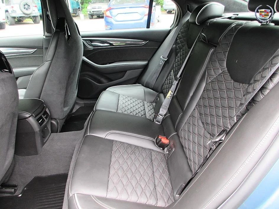 2023 Cadillac CT5-V - Image 19 of 20