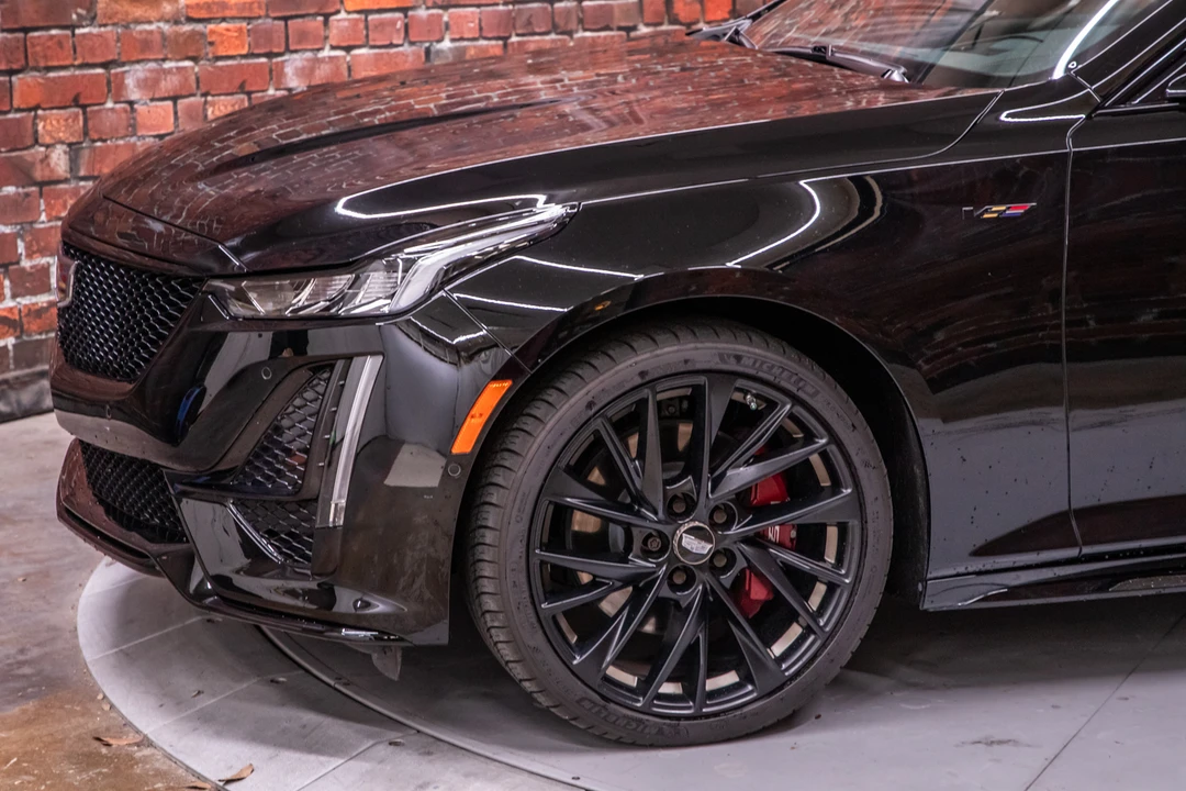 2023 Cadillac CT5-V - Image 18 of 31