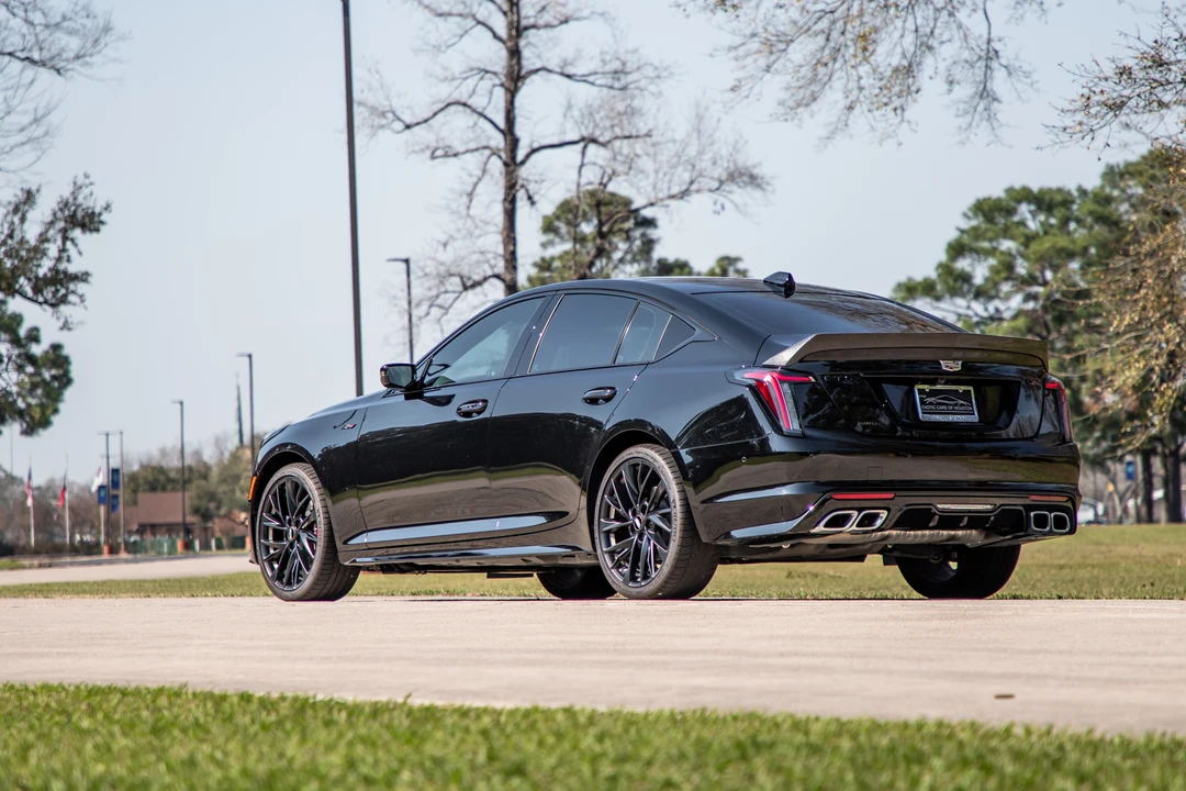 2023 Cadillac CT5-V - Image 8 of 31