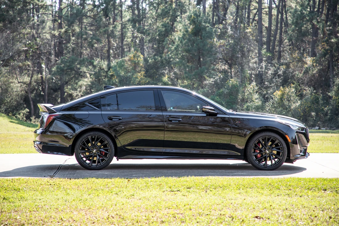 2023 Cadillac CT5-V - Image 5 of 31
