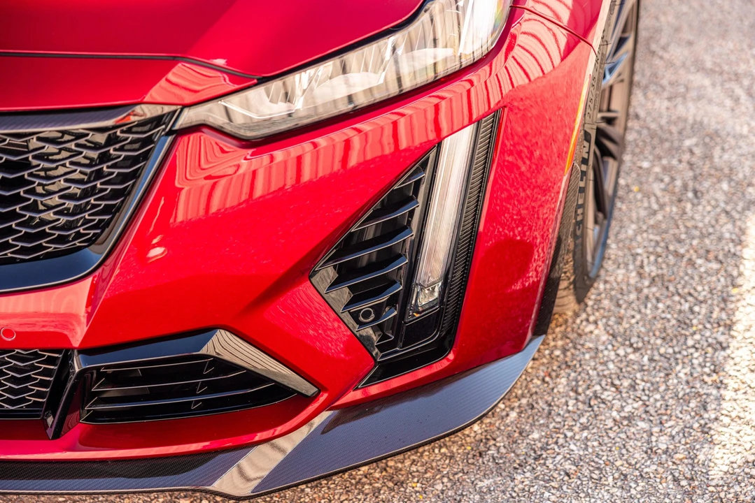 2023 Cadillac CT5-V Blackwing - Image 28 of 31