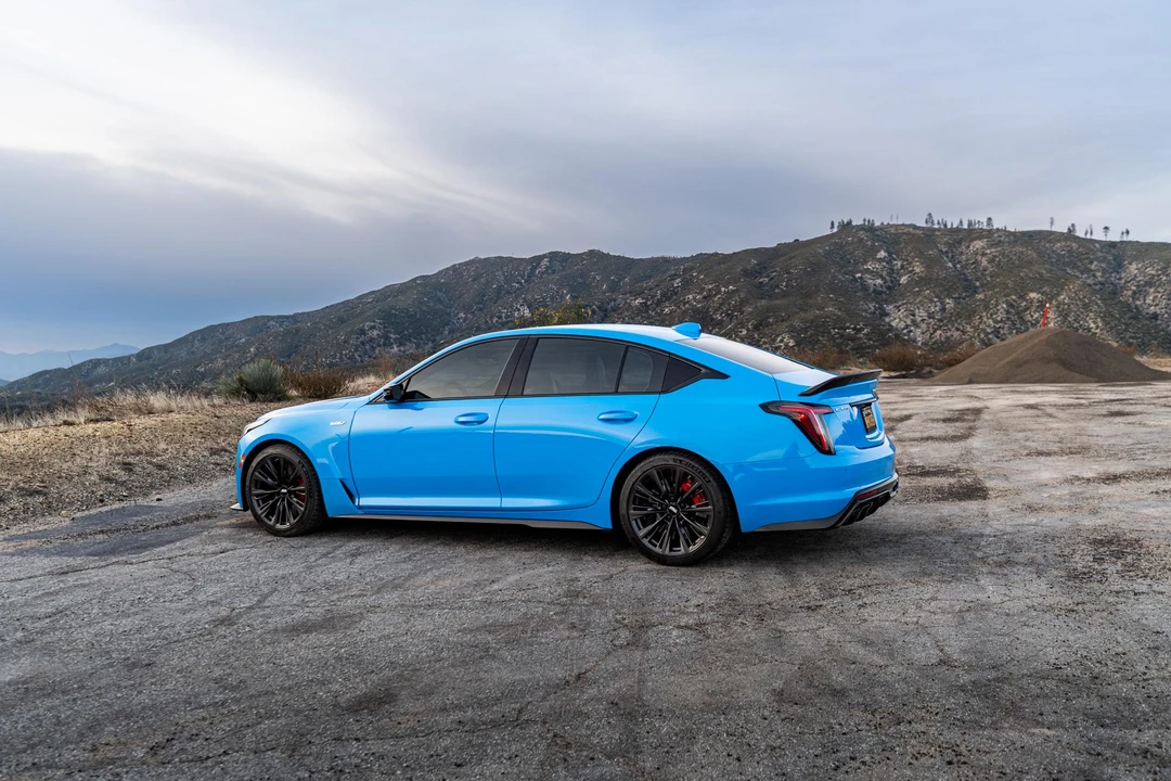 2023 Cadillac CT5-V Blackwing - Image 13 of 31